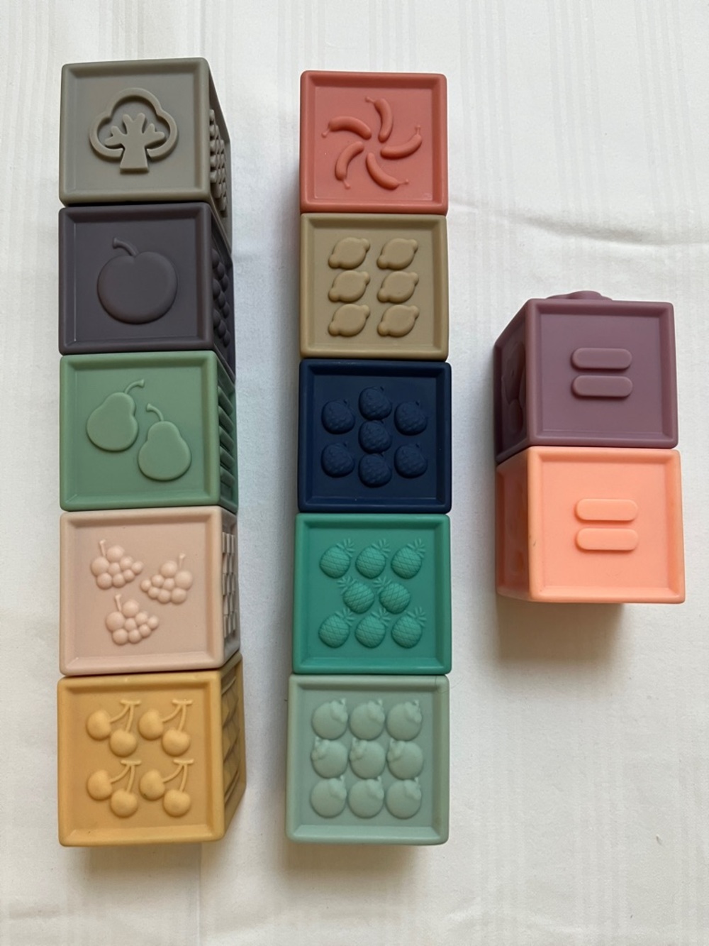 Number Stack Learning Blocks Set - Assorted Pastel Colors - Picture 3 of 10